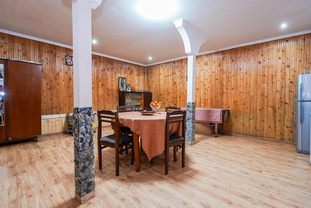 Bori'S Guesthouse Ushguli Exterior foto