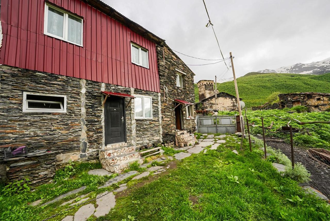 Bori'S Guesthouse Ushguli Exterior foto